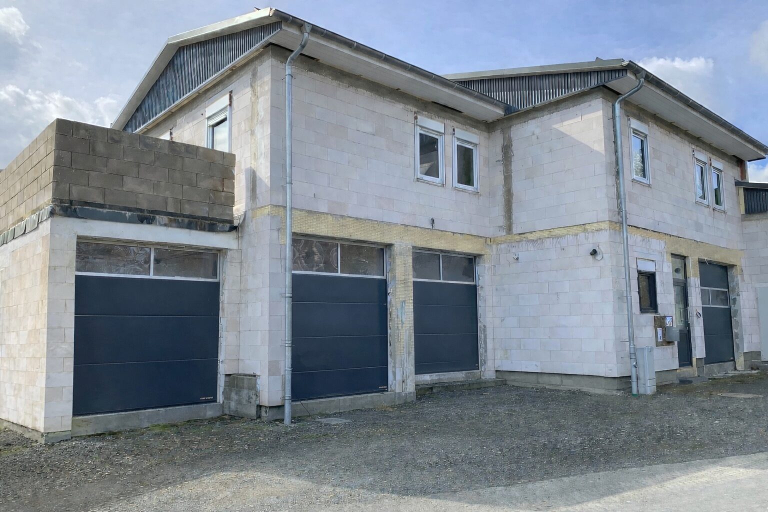 Gladenbach, Weidenhäuser Bahnhof 4 - Fotos optimiert 26.03.13 (2)